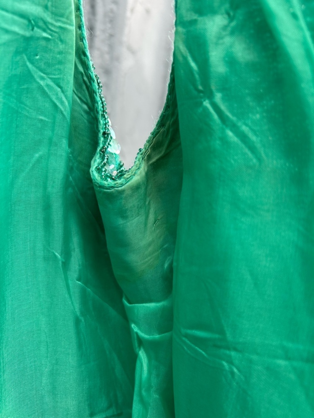 Vintage Green sequin sleeveless top, size “14” (modern 8/10) - Picture 11 of 11